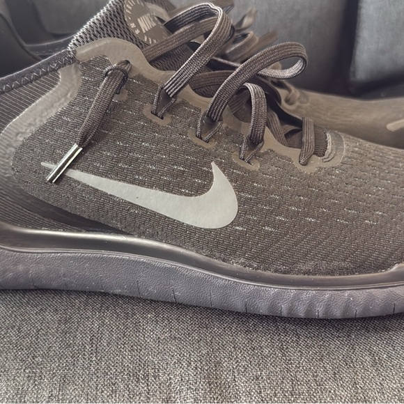 Nike Men's Athletic Shoes - Free Run 2018 - Picture 1 of 5